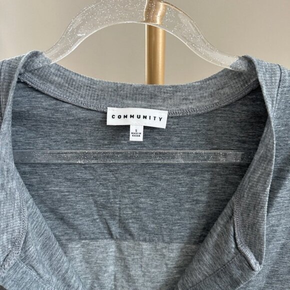 Aritzia Community Grey V-Neck Tank Top – Size Small - Picture 2 of 5